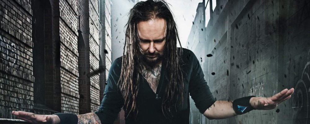 Jonathan Davis comparte detalles de