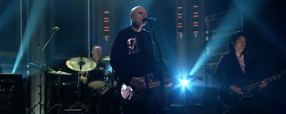 Smashing Pumpkins hace debut de su reunión en vivo en el Tonight Show de Jimmy Fallon